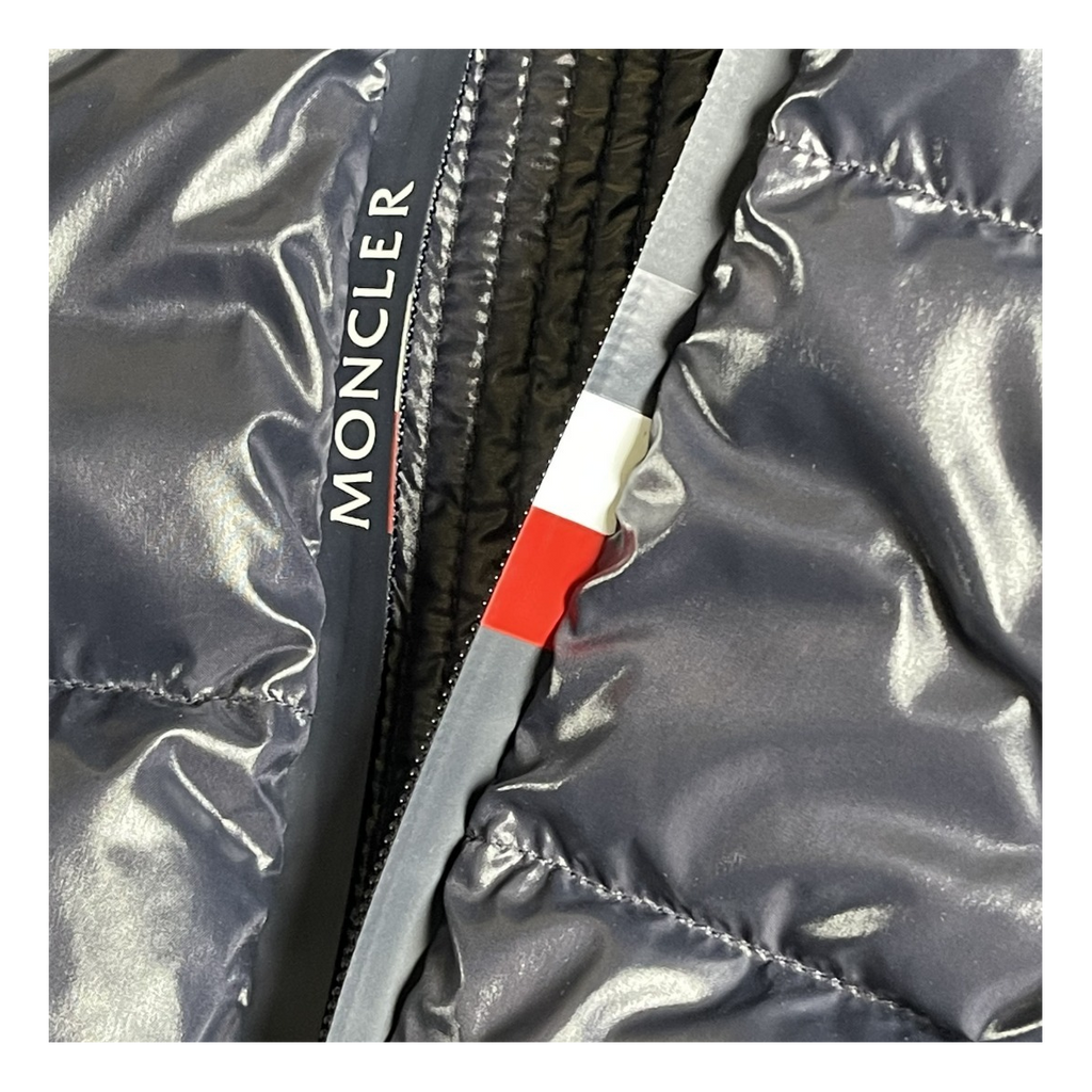 Moncler Glossy Logo-Zip Hooded Down Puffer Jacket - Navy