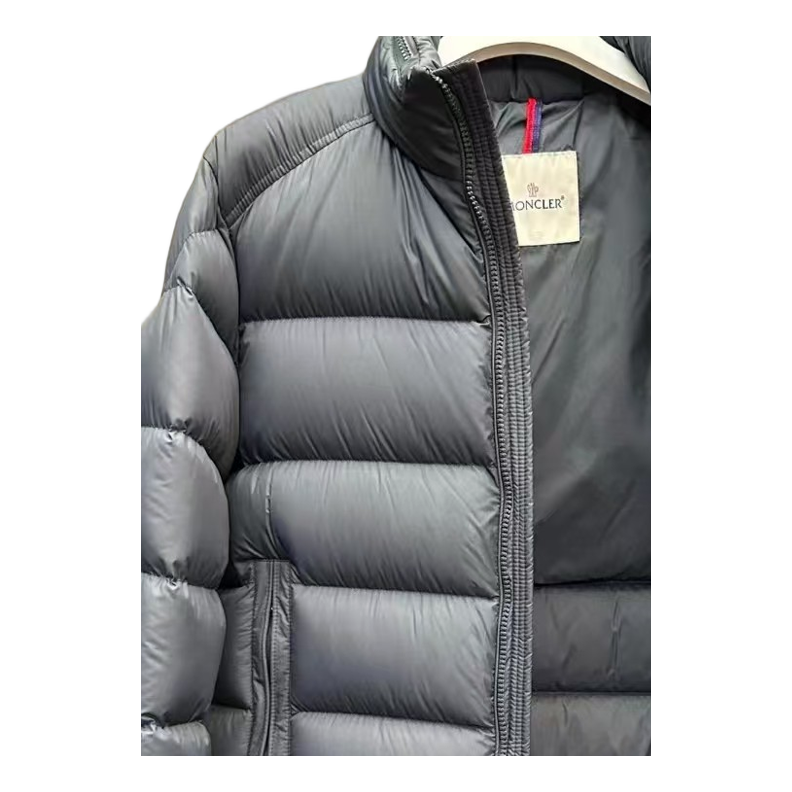 Moncler Tricolour Sleeve-Band Stand-Collar Down Puffer Jacket - Navy